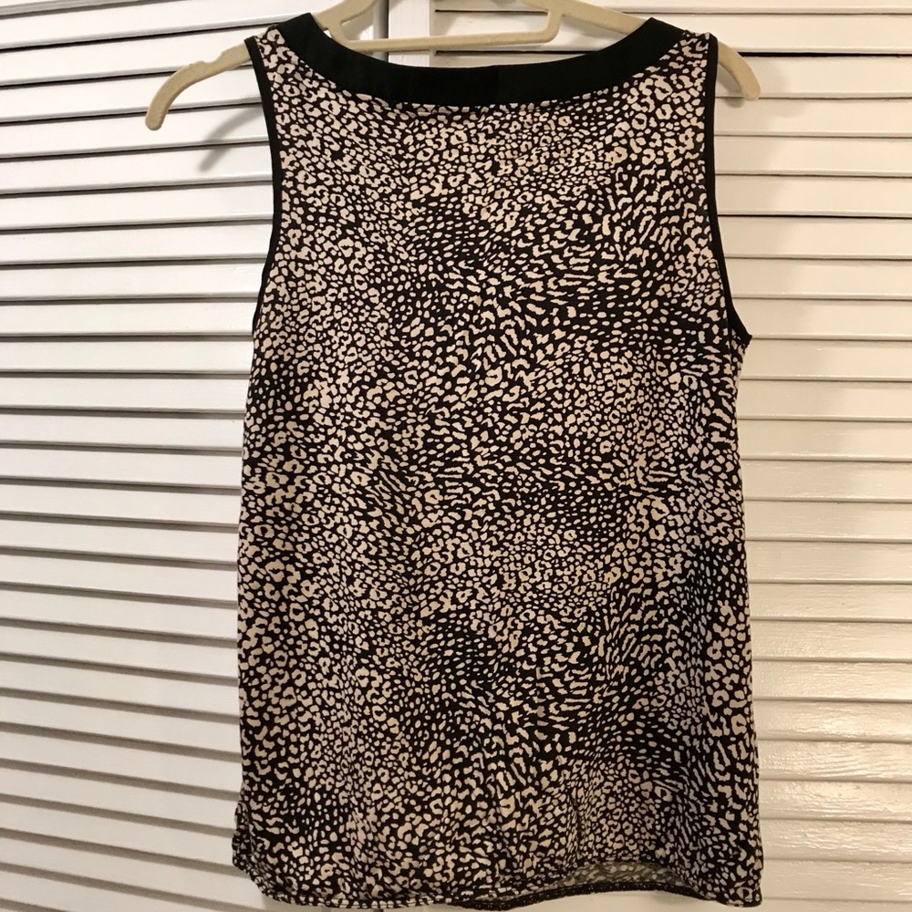 Ann Taylor Loft sleeveless shirt